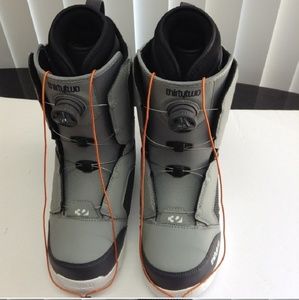 NWT BOA STA thirty two snowboard boot 11